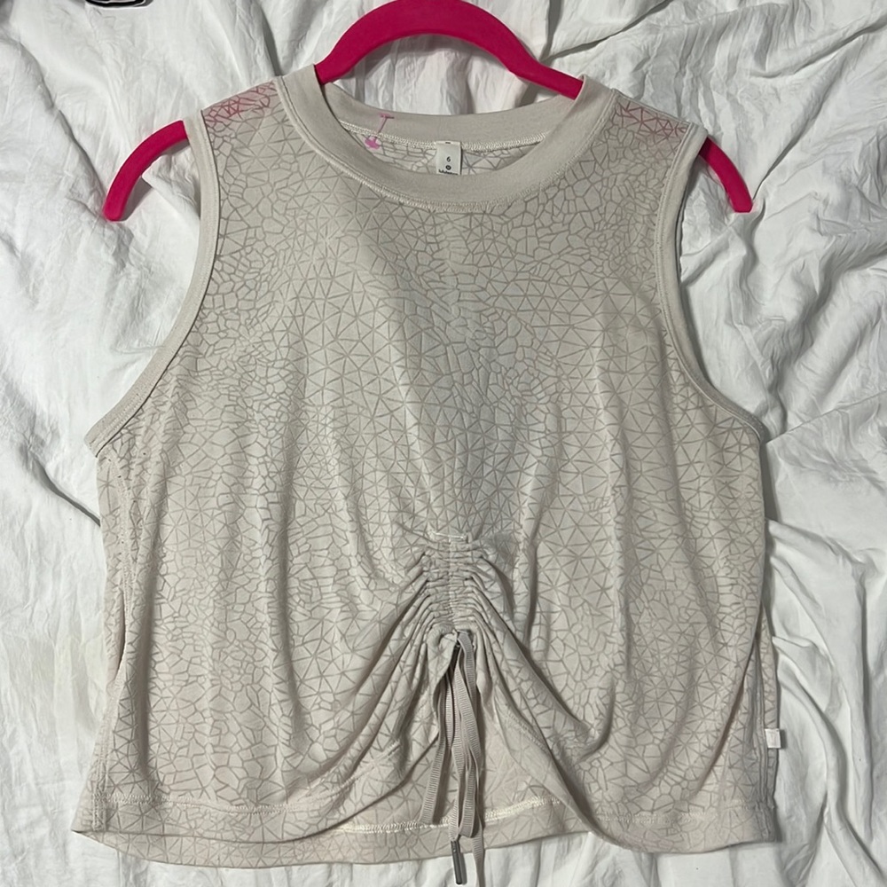 Lululemon cropped tank